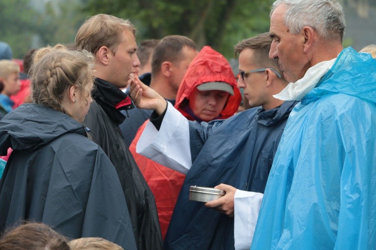 Piąty dzień pielgrzymki - Msza św. 