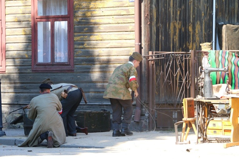 Rekonstrukcja powstania '44 w Raciążu