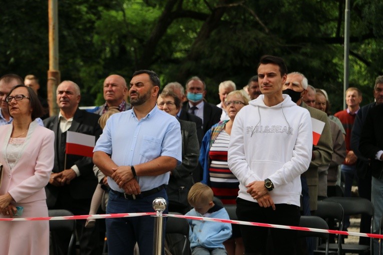 Czerwińsk. 50. rocznica koronacji obrazu Matki Bożej, cz. I