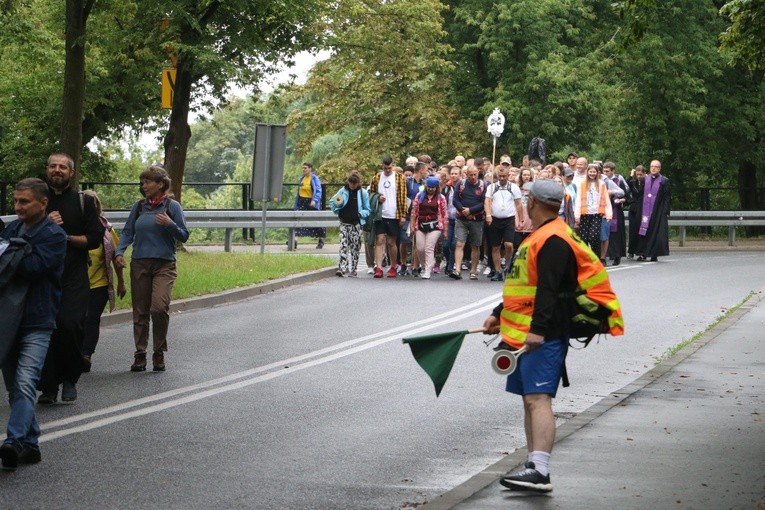 Płock. Pielgrzymka na Jasną Górę 2023 - wyjście