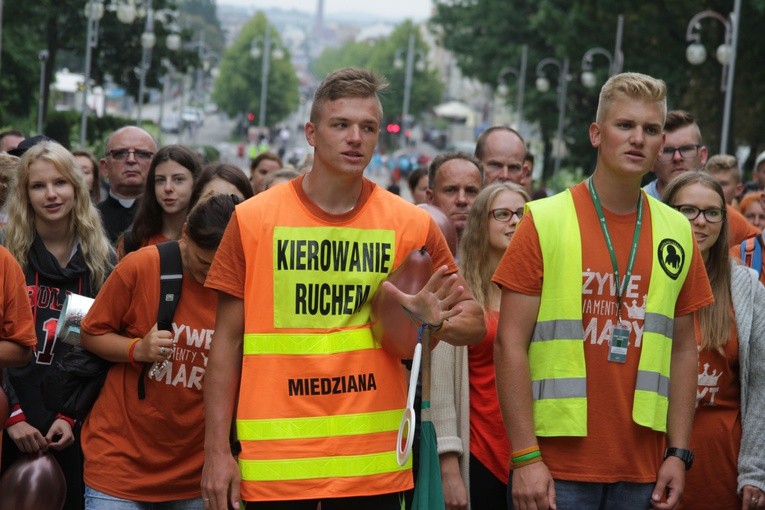 Pielgrzymka. Jasna Góra (część 1)