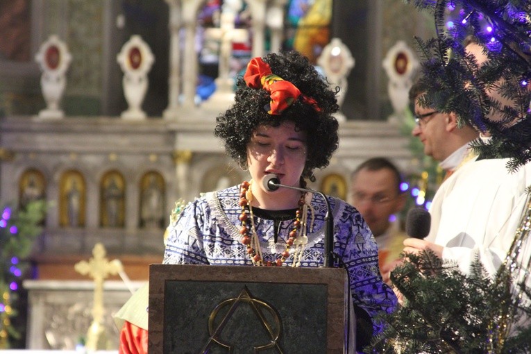 Mali kolędnicy w Płocku