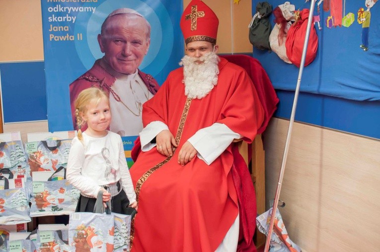 Święty Mikołaj w przedszkolu bł. Franciszki