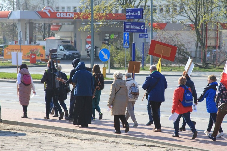 Płock. Pielgrzymka w intencji rodzin
