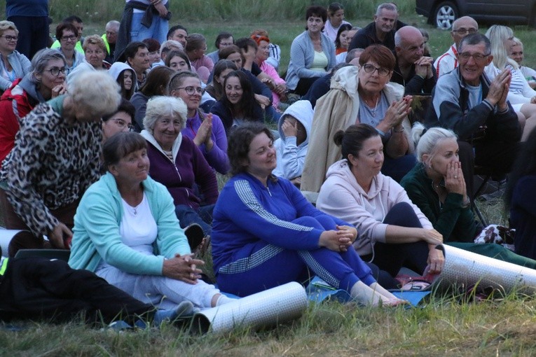 Pielgrzymka. Apel w Wierzchowisku - cz. 2