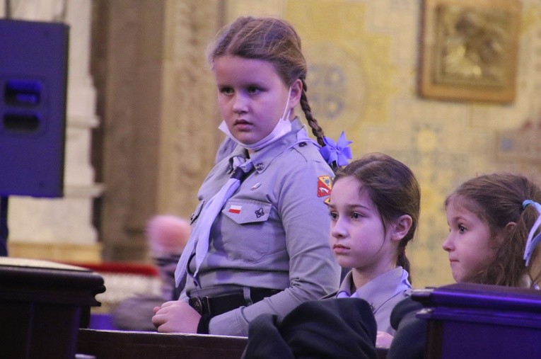 Płock. Betlejemskie Światło Pokoju 2021