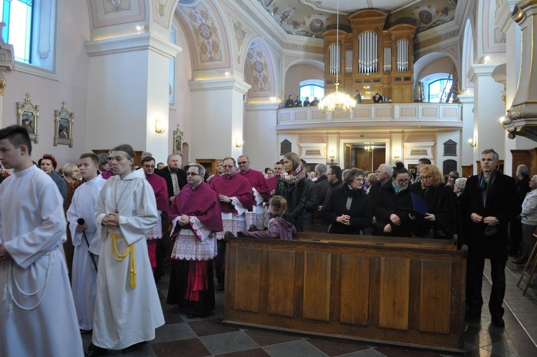 Inauguracja Kapituły św. Michała w Płocku - cz. 1