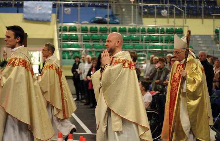 Rekolekcje w hali MOSiR 