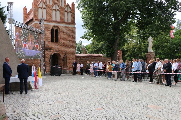Czerwińsk. 50. rocznica koronacji obrazu Matki Bożej, cz. I