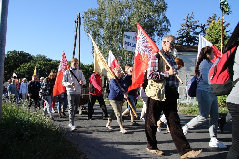 Płock. Wyjście pielgrzymki do Skępego