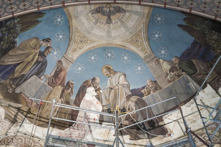 Odnowione wnętrze kościoła św. Marcina w Starych Tarnowicach