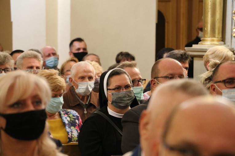 Czerwińsk. 50. rocznica koronacji obrazu Matki Bożej, cz. I