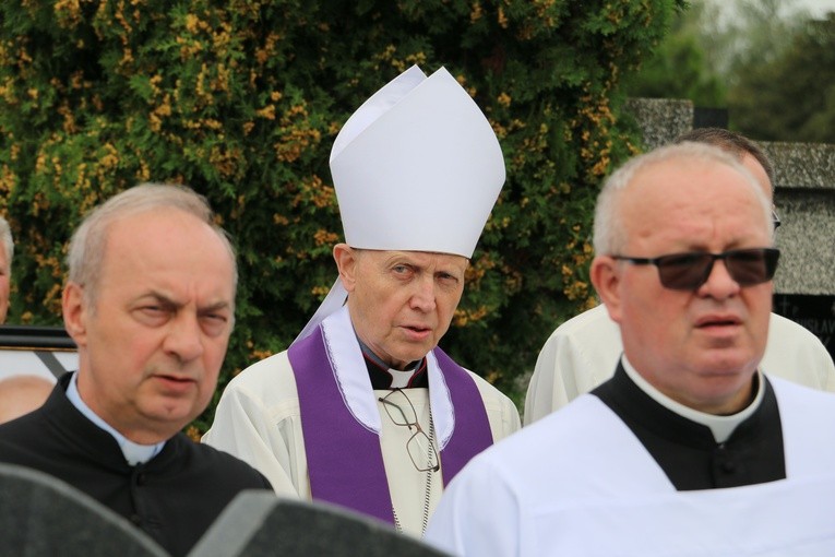 Płońsk. Pogrzeb ks. Ludwika Jasińskiego
