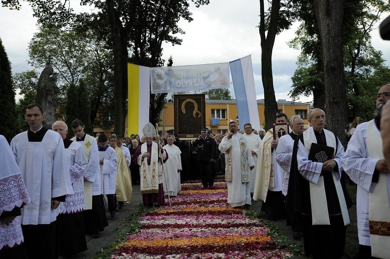 Pułtusk. Nawiedzenie w parafii św. Jana Pawła II