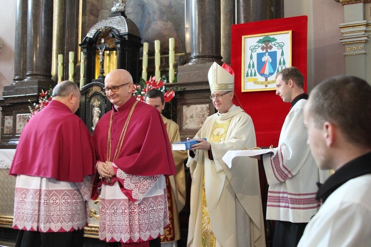 Inauguracja Kapituły św. Michała w Płocku - cz. 2