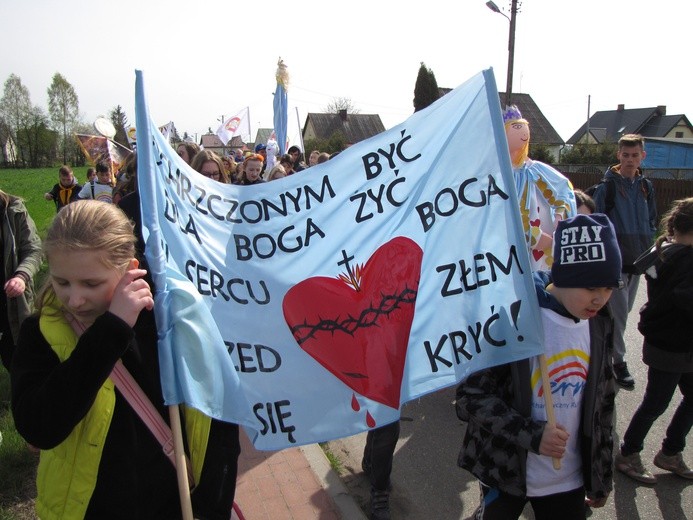 Eucharystyczny Ruch Młodych w Przasnyszu i Rostkowie