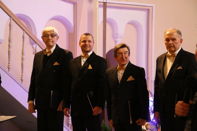 Nowe Miasto. Koncert patriotyczny