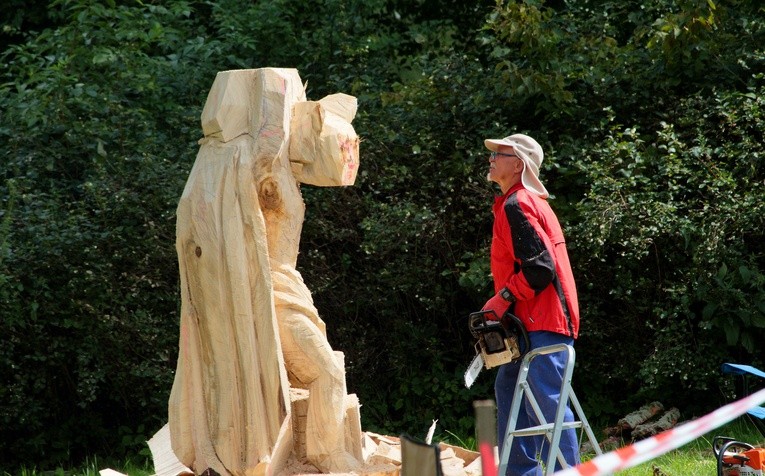 Biennale Form Drewnianych