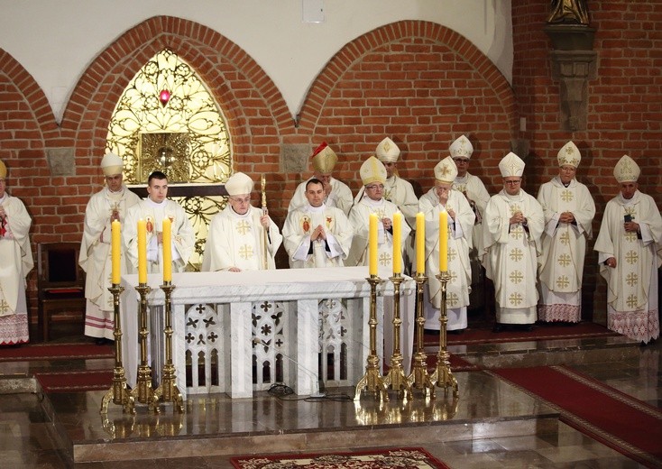 Święcenia biskupie ks. Wojciecha Skibickiego cz. III