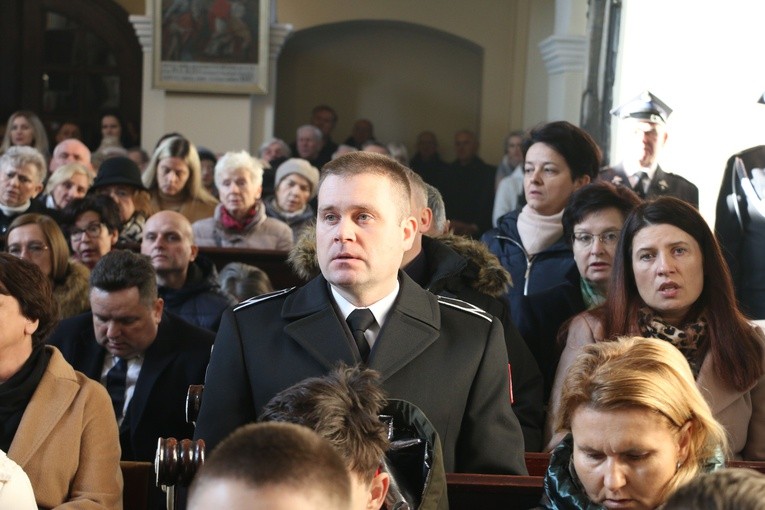 Pułtusk. Jubileusz parafii św. Józefa i wprowadzenie relikwii św. Jana Pawła II