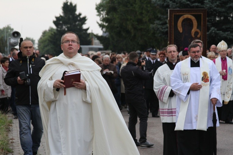 Goleszyn. Nawiedzenie w parafii św. Mateusza Apostoła