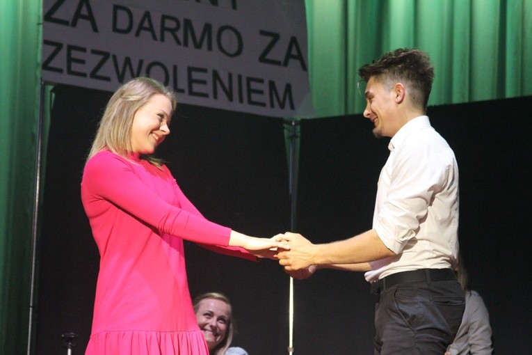 Wieczór Chwały w amfiteatrze