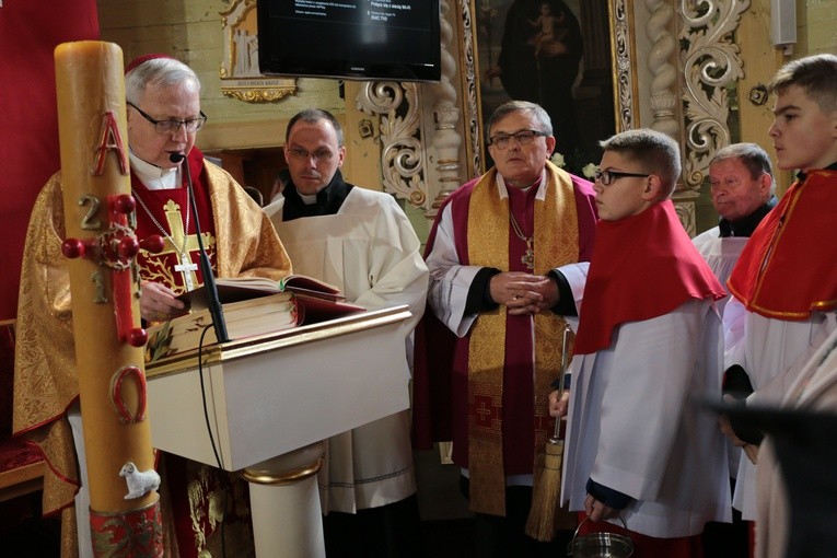 Rekonsekracja kościoła w Kucicach