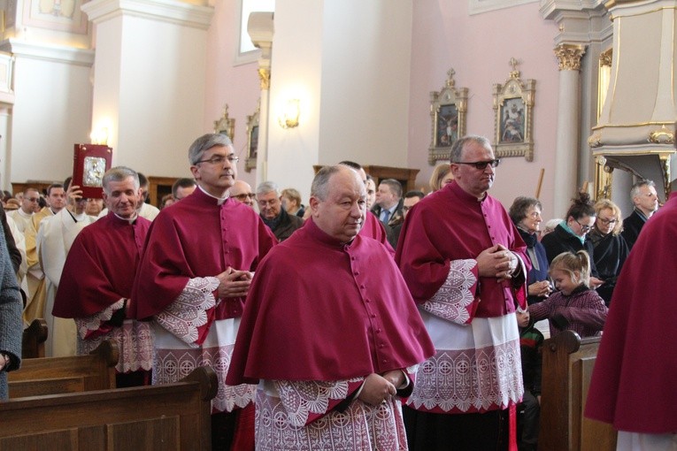 Inauguracja Kapituły św. Michała w Płocku - cz. 2