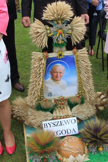 Karniewo. Dożynki diecezjalne cz. 1