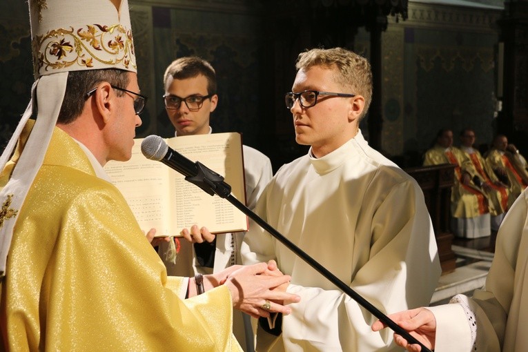 Święcenia diakonatu 