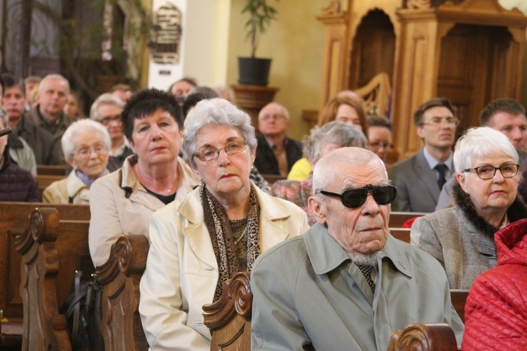 Poświęcenie tablicy wołyńskiej w Płocku