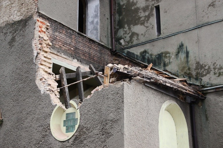 Rozbiórka kościoła w Bytomiu, cz. 1
