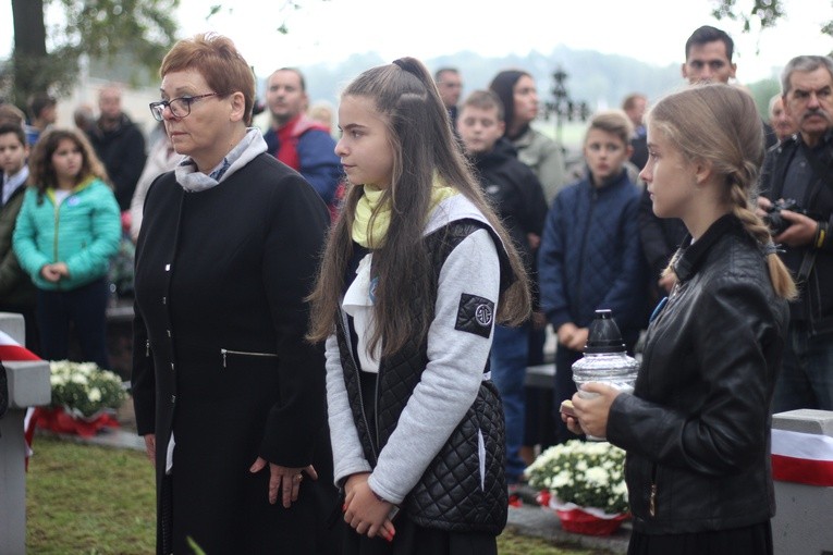 Pochówek w Dobrzykowie