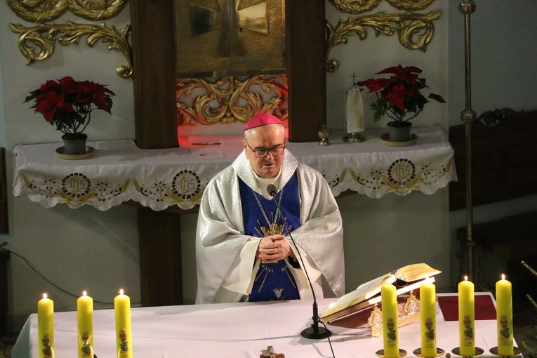 Płock. Spotkanie Wojowników Maryi z bp. Szymonem