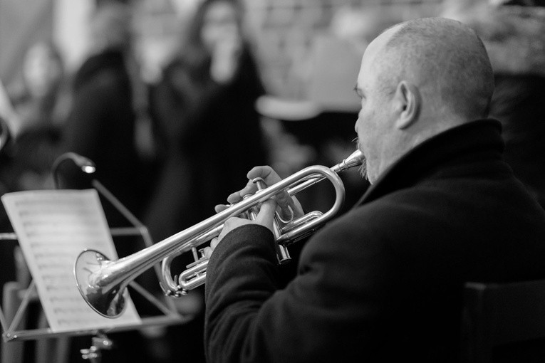 Symbole ŚDM - parafia św. Jerzego