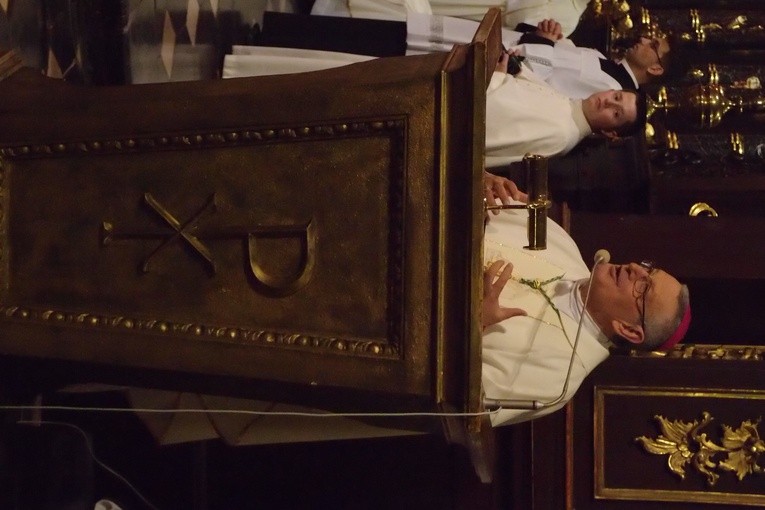 Poświęcenie ołtarza w kościele Bożego Ciała