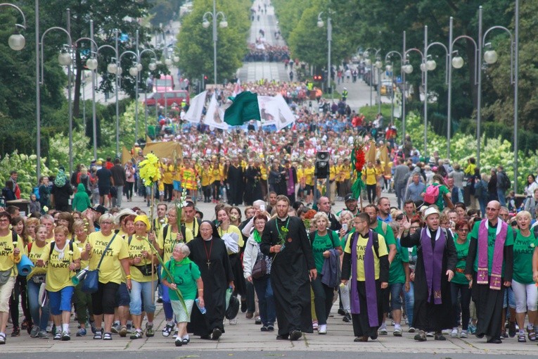 Pielgrzymka. Jasna Góra (część 1)