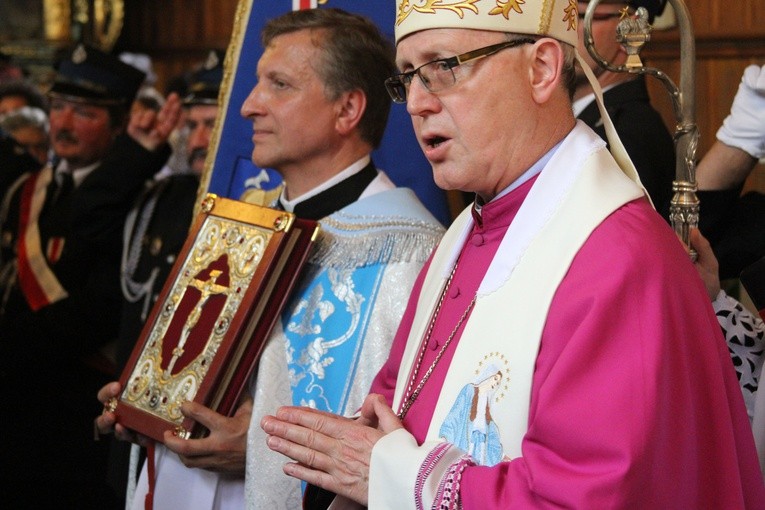 Dobrzyków. Nawiedzenie w parafii św. Stanisława BM