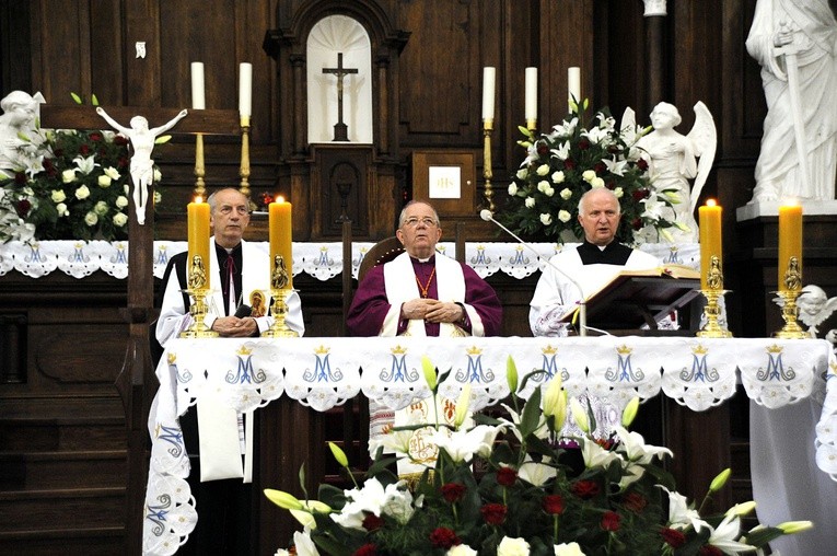 Pułtusk. Nawiedzenie w parafii św. Jana Pawła II