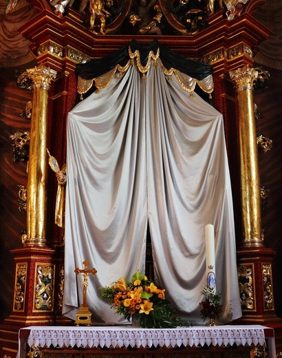 Dzierzgoń - poświęcenie koron Matki Bożej