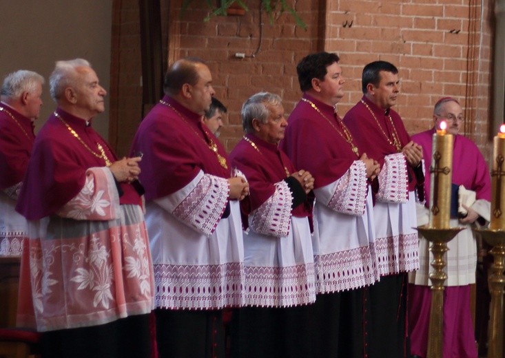 Uroczyste wprowadzenie bp. Adama Wodarczyka i Kanoników Kwidzyńskiej Kapituły Konkatedralnej