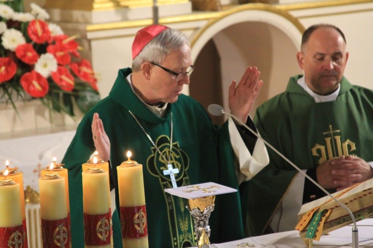 Byli alumni-żołnierze w Pomiechowie