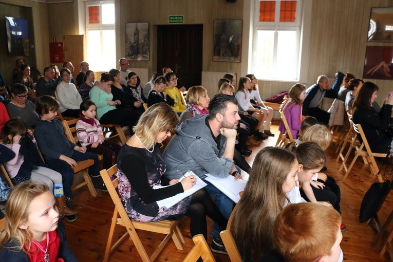 Przegląd jasełek w elbląskim MDK-u