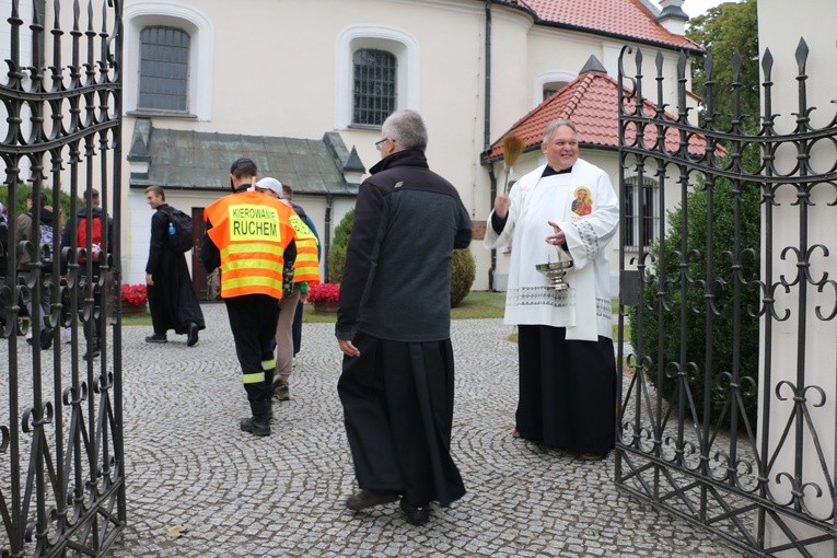 II Młodzieżowa Płońska Piesza Pielgrzymka do Czerwińska n. Wisłą