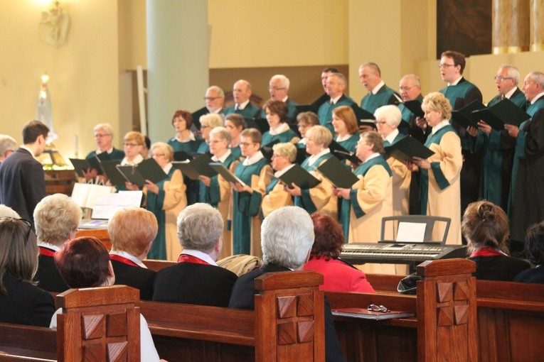 Koncert Pieśni Maryjnej w Ciechanowie