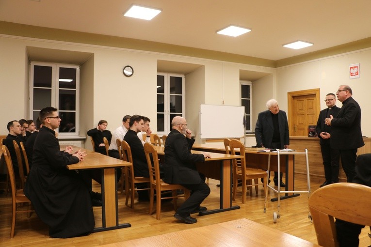 Płock. Promocja książki ks. A. Kondrackiego