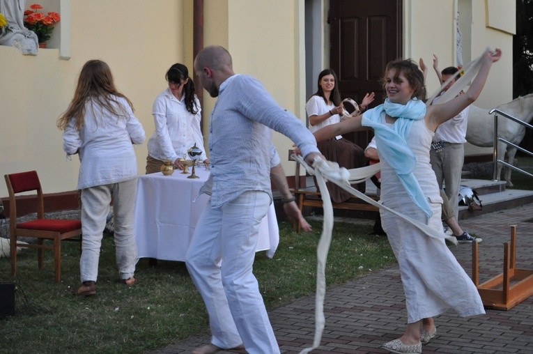 Teatr Podróżny w Janowie