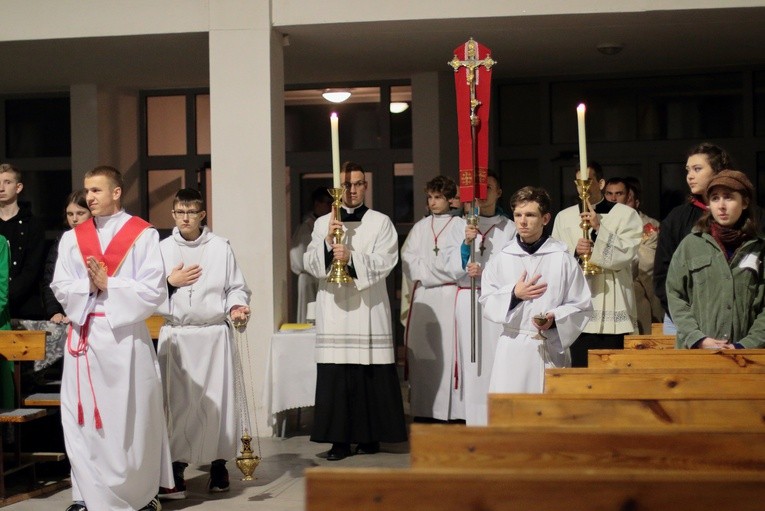 Malbork. Czuwanie młodzieży diecezji elbląskiej 