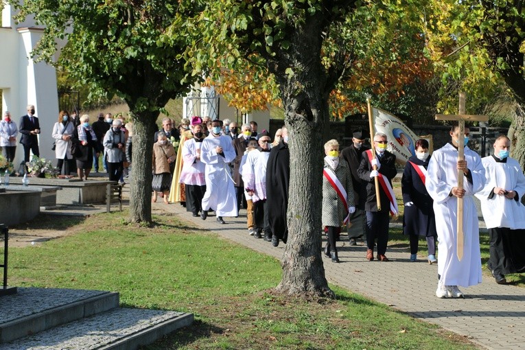 Mława. Poświęcenie pomnika Dzieci Nienarodzonych