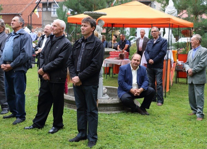 Dożynki diecezjalne w Zielonce Pasłęckiej